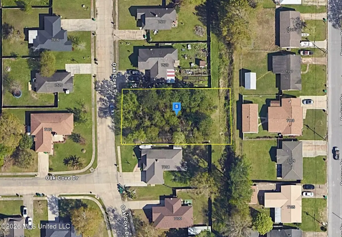 7525 Oak Drive, Biloxi, MS 39532 - #1