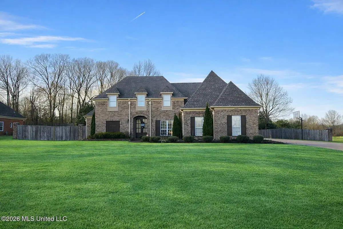 6459 Carson Drive, Olive Branch, MS 38654 - #1