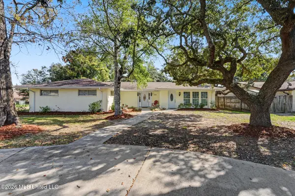 322 Eastview Drive, Biloxi, MS 39531