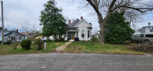 202 Hotel Street, Booneville, MS 38829