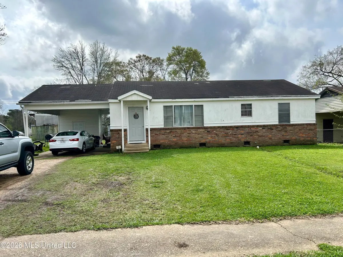 110 Main Street, Brookhaven, MS 39601 - #1