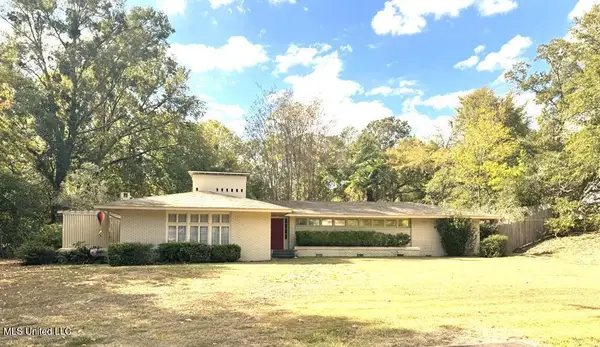 102 Dana Road, Natchez, MS 39120