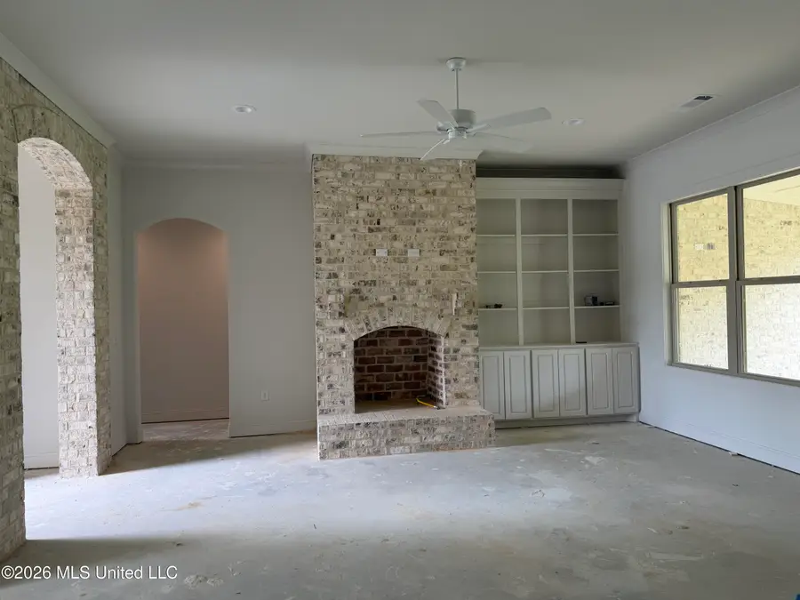 807 Albany Street, Brandon, MS 39042 - #3