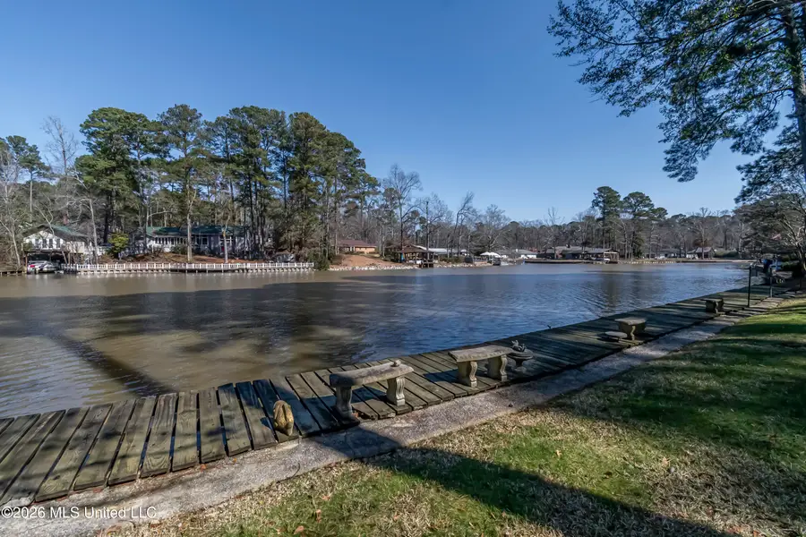 402 Glen Cove Road, Brandon, MS 39047 - #3