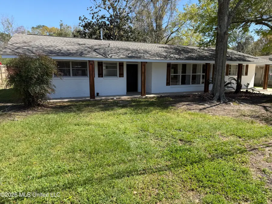 121 S Island View Avenue, Long Beach, MS 39560 - #2