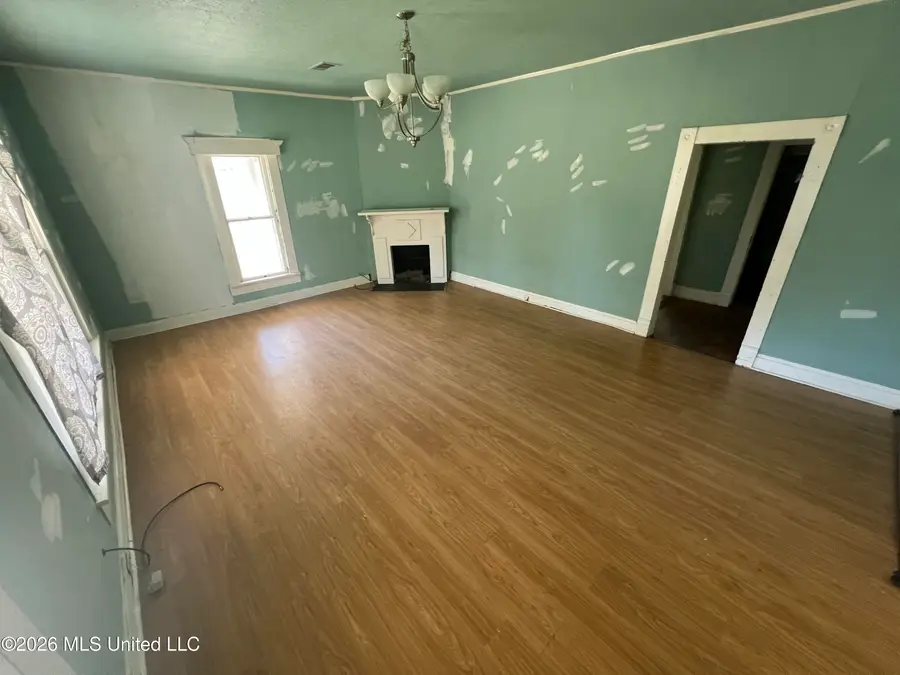 311 S Maple Street, Aberdeen, MS 39730 - #3