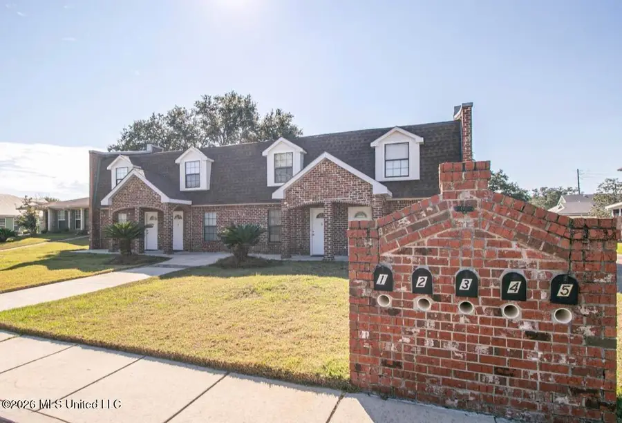 406 Russell Avenue, Long Beach, MS 39560 - #2