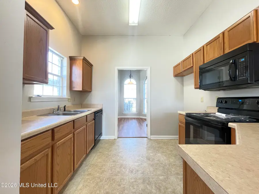 7331 Hunters Forest Drive, Olive Branch, MS 38654 - #3