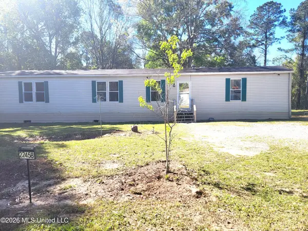 22458 N Pine, Pass Christian, MS 39571