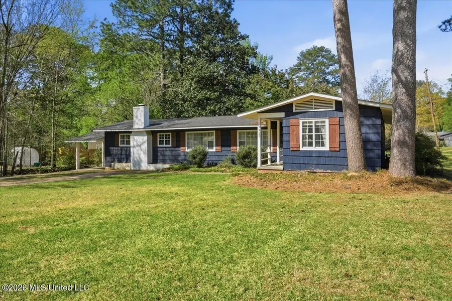 4429 Forest Park Drive, Jackson, MS 39211 - #2