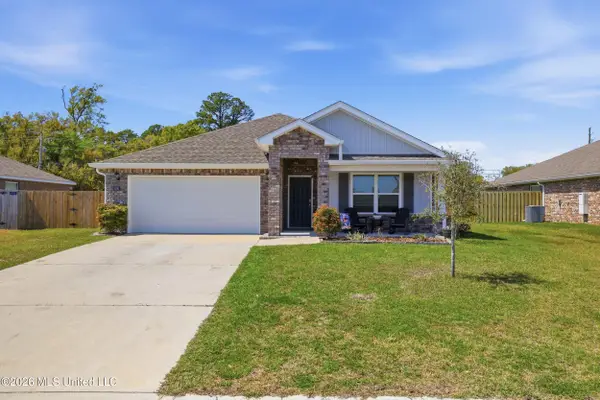 1090 Enclave Circle, Long Beach, MS 39560