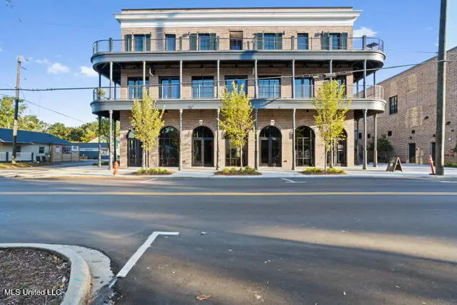 1515 Government Street, Ocean Springs, MS 39564 - #1