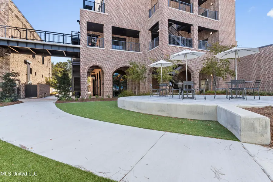 1515 Government Street, Ocean Springs, MS 39564 - #2