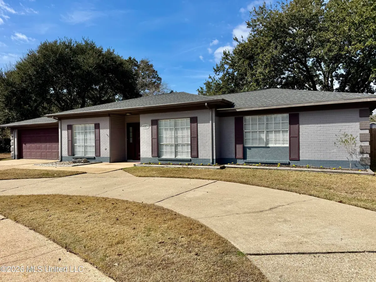 1315 Sussex Drive, Ocean Springs, MS 39564 - #1