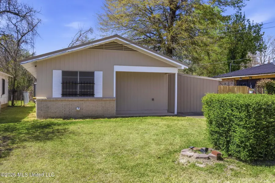 1627 Barnwell Street, Yazoo City, MS 39194 - #3