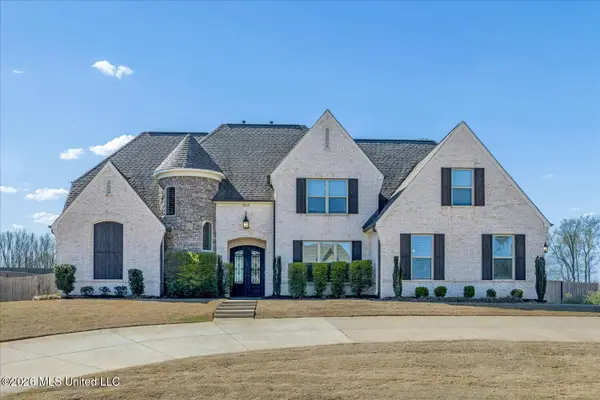 3929 Summer Pointe Drive, Olive Branch, MS 38654