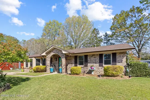 134 Brookwood Drive, Flora, MS 39071
