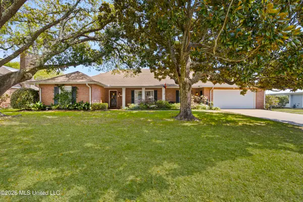 230 Southern Circle, Gulfport, MS 39507