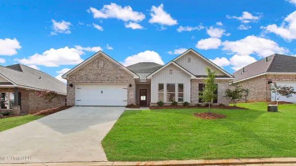 204 Serenity Lake Drive, Pearl, MS 39208