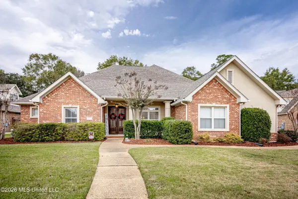 2119 Whitney Oaks Drive, Ocean Springs, MS 39564
