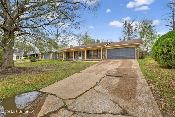 1062 Autumn Street, Jackson, MS 39212