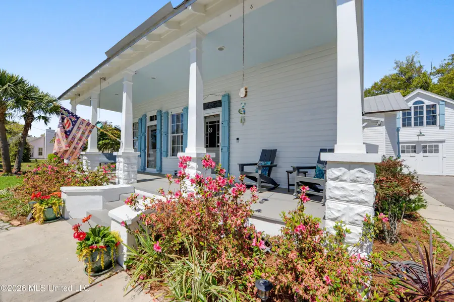 405 Carroll Avenue, Bay Saint Louis, MS 39520 - #3