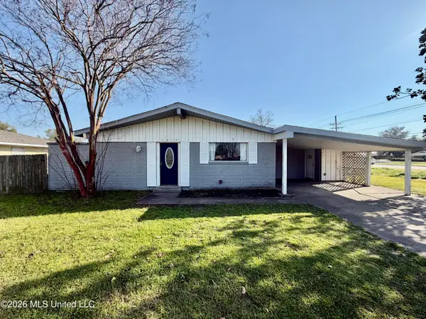 1419 Deering Street, Cleveland, MS 38732