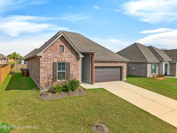 11402 Crystal Lake Drive, Gulfport, MS 39503