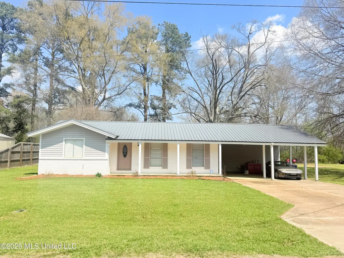 112 Devalda Drive, Duck Hill, MS 38925 - #1