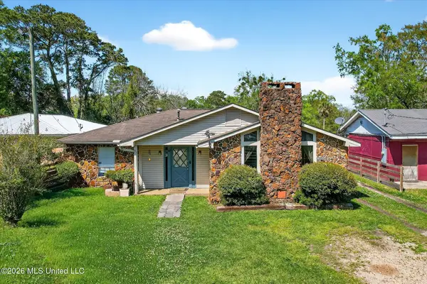 2003 Ray Avenue, Pascagoula, MS 39567