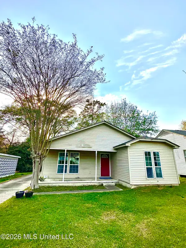 212 N 19th Avenue, Hattiesburg, MS 39401