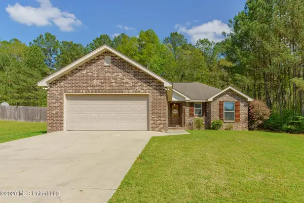 59 Hemingway Drive, Sumrall, MS 39482