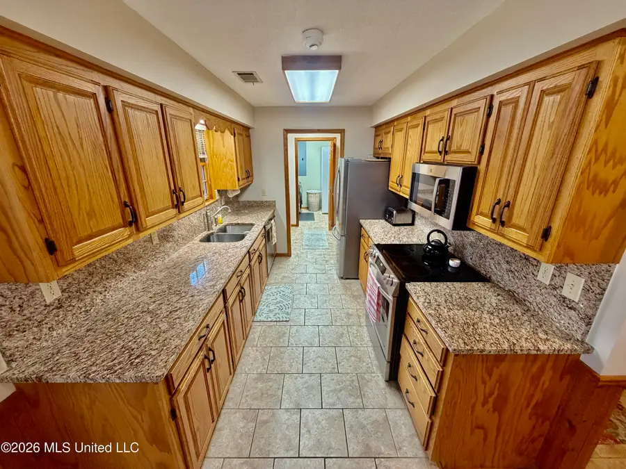 1464 Memorial Drive, Boyle, MS 38730 - #3