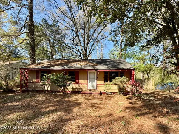 2607 Brookwood Drive, Jackson, MS 39212