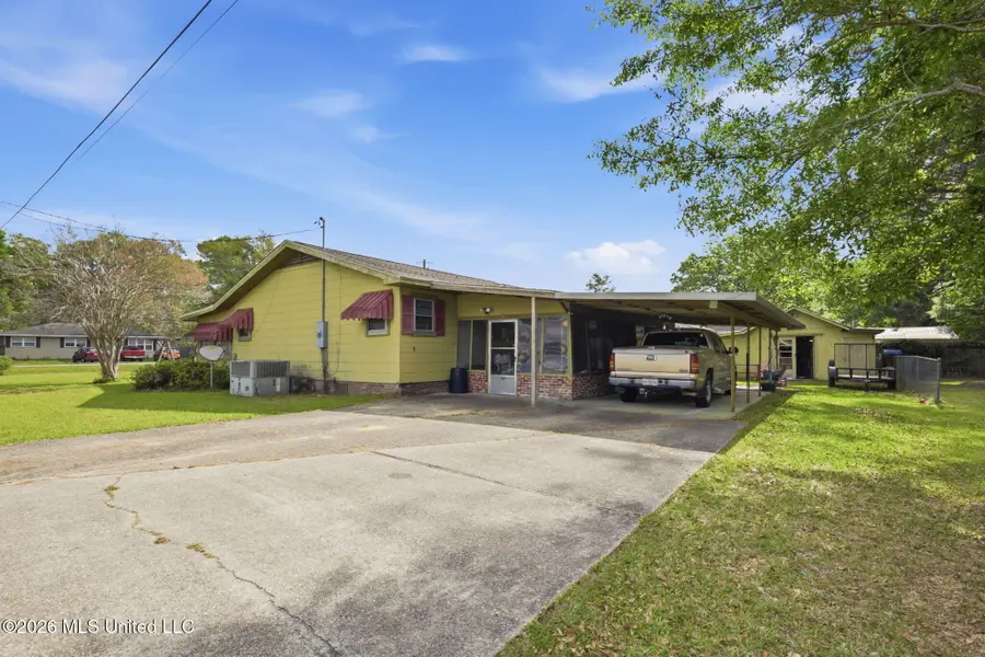 1317 6th Avenue, Picayune, MS 39466 - #2