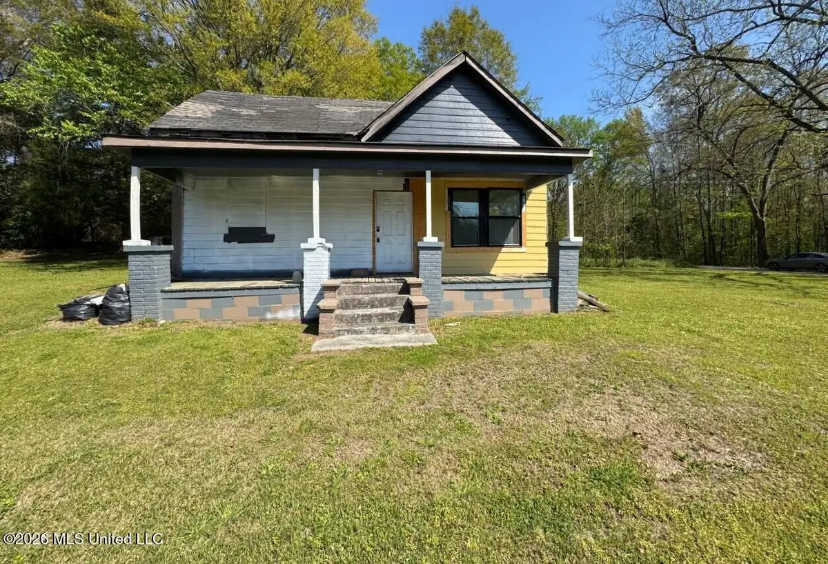 1904 10th Avenue, Meridian, MS 39301 - #1