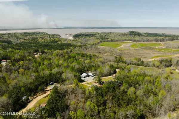 475 Deer Creek Road, Grenada, MS 38901