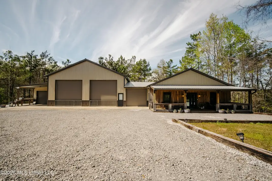475 Deer Creek Road, Grenada, MS 38901 - #2