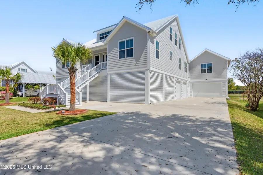 6 Sherman Avenue, Pass Christian, MS 39571 - #3