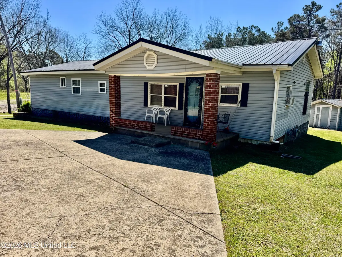 24 Evergreen Lane, Holly Springs, MS 38635 - #1