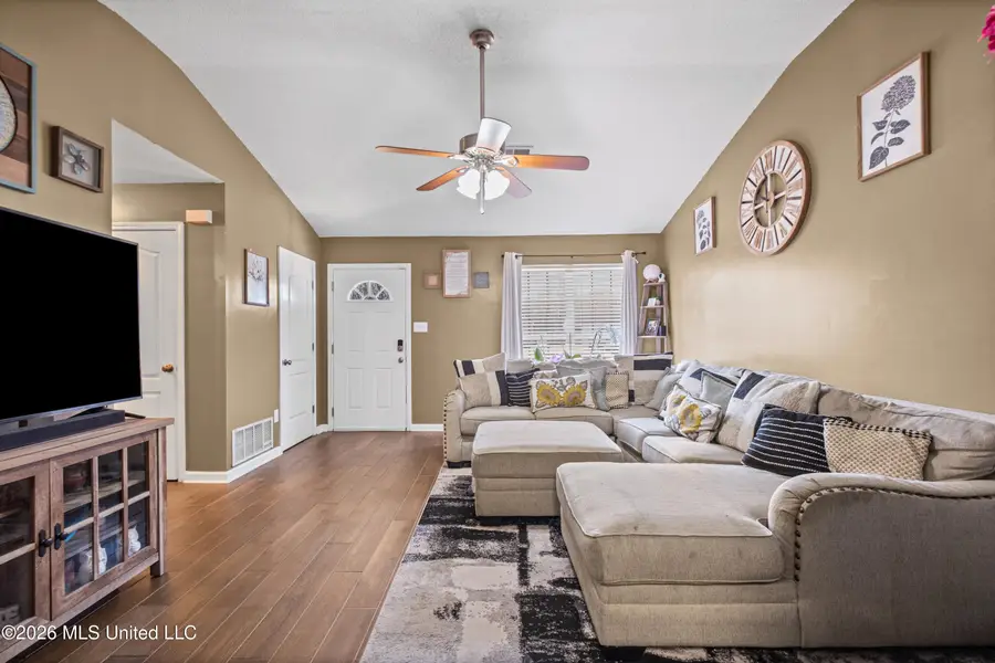 7584 Woodshire Drive, Horn Lake, MS 38637 - #3