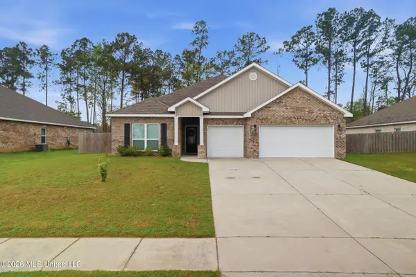 6001 Penni Lane, Ocean Springs, MS 39564