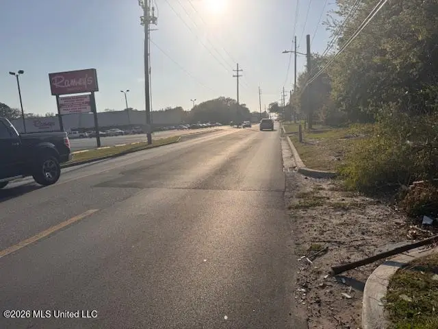 1907 Ingalls Avenue, Pascagoula, MS 39567 - #3