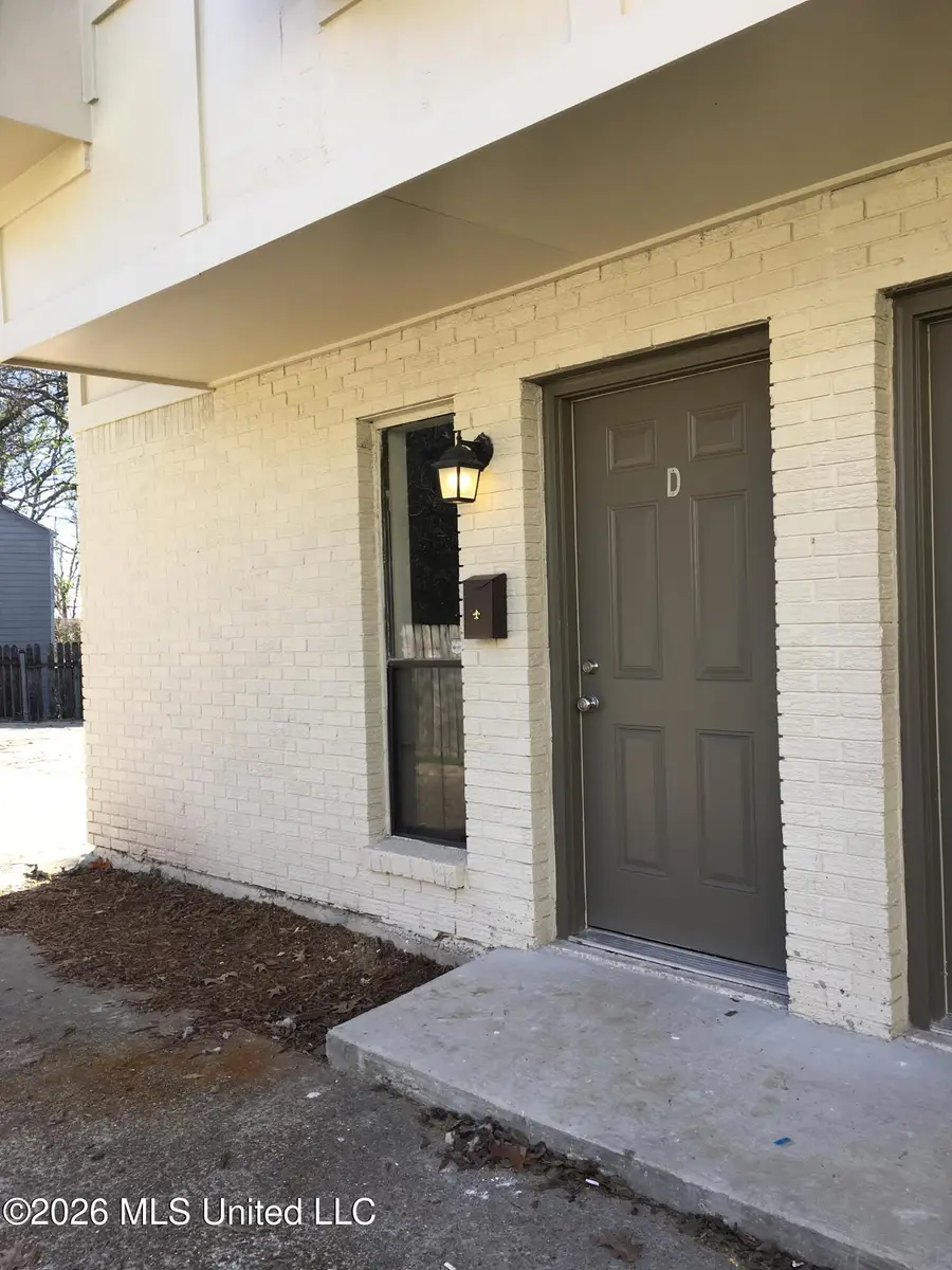 1050 Monroe Street, Jackson, MS 39202 - #2