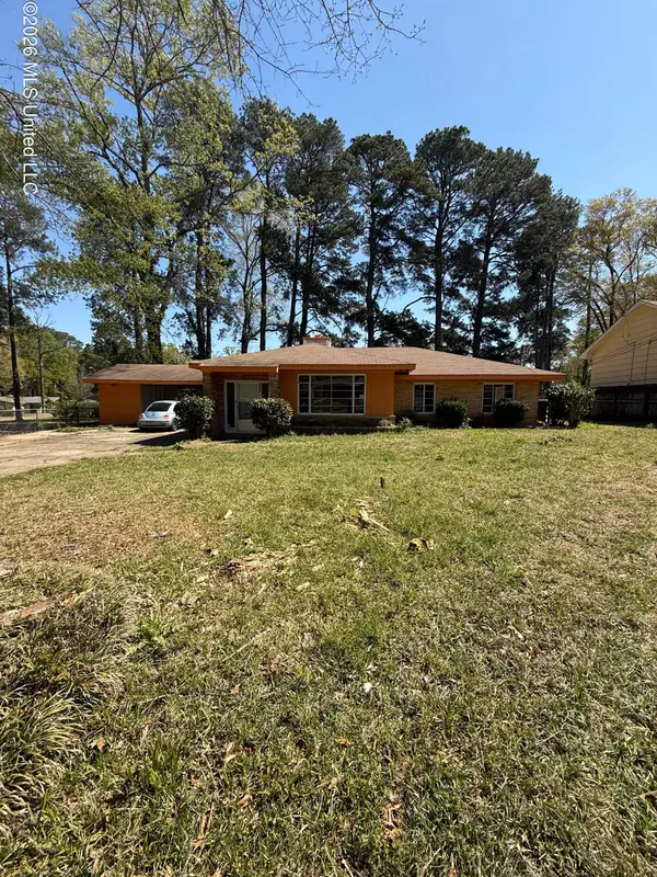 3938 Oakhill Drive, Jackson, MS 39206