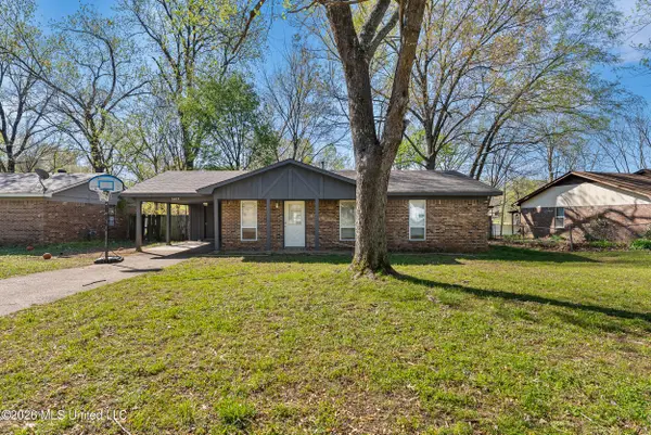 5409 Smallwood Cove, Horn Lake, MS 38637