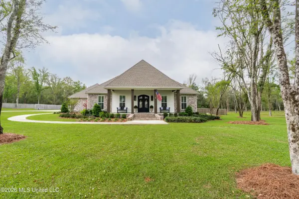 7808 Songbird Lane, Moss Point, MS 39562