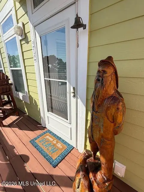 1515 E Beach Boulevard, Pass Christian, MS 39571