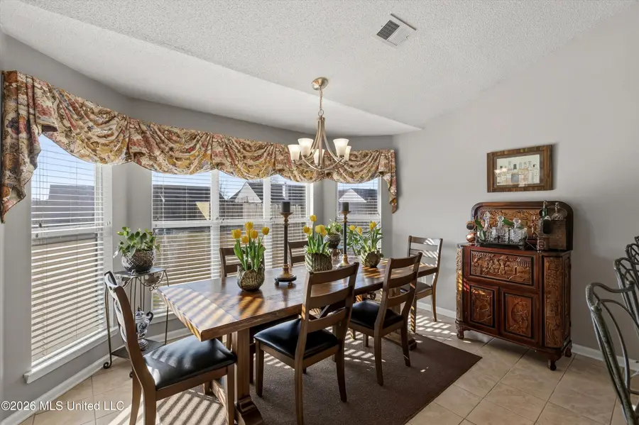 6892 Edmonton Street, Horn Lake, MS 38637 - #3