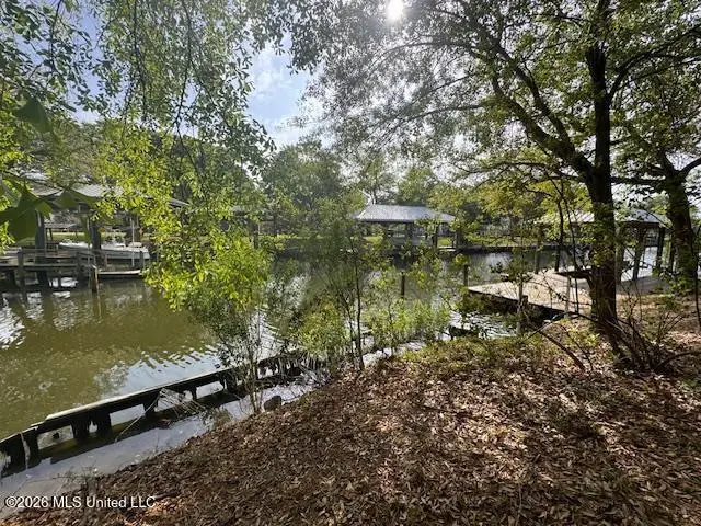 710 Enger Street, Pascagoula, MS 39581 - #2